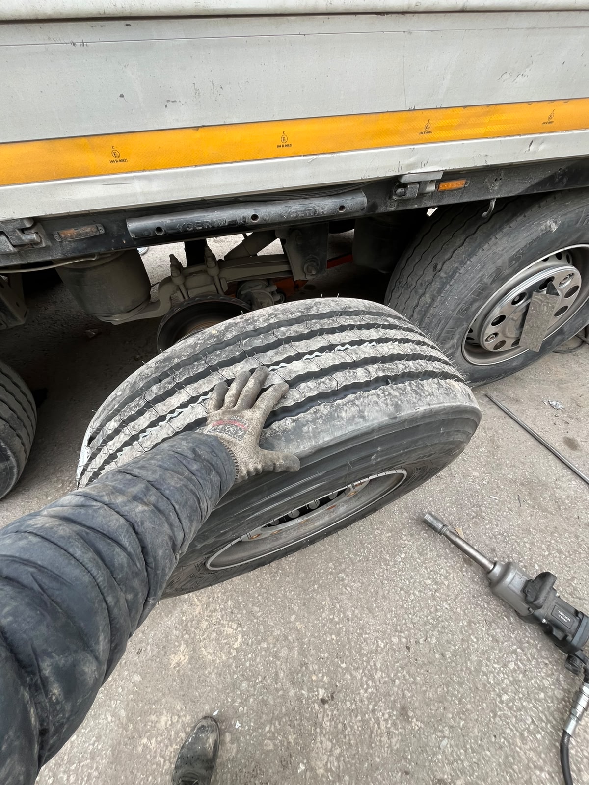 Koçlas Oto Lastik Yol Yardım 